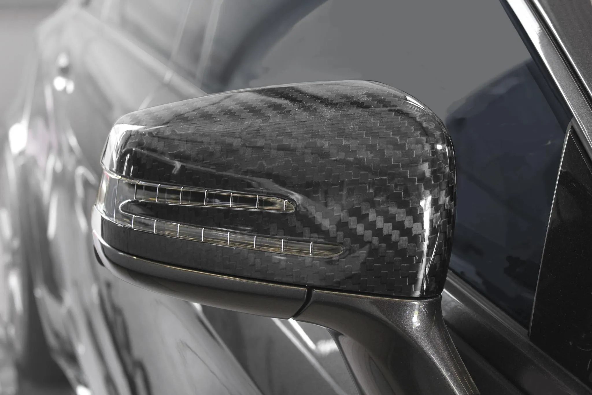 Mansory body kit for Mercedes-Benz CLS carbon