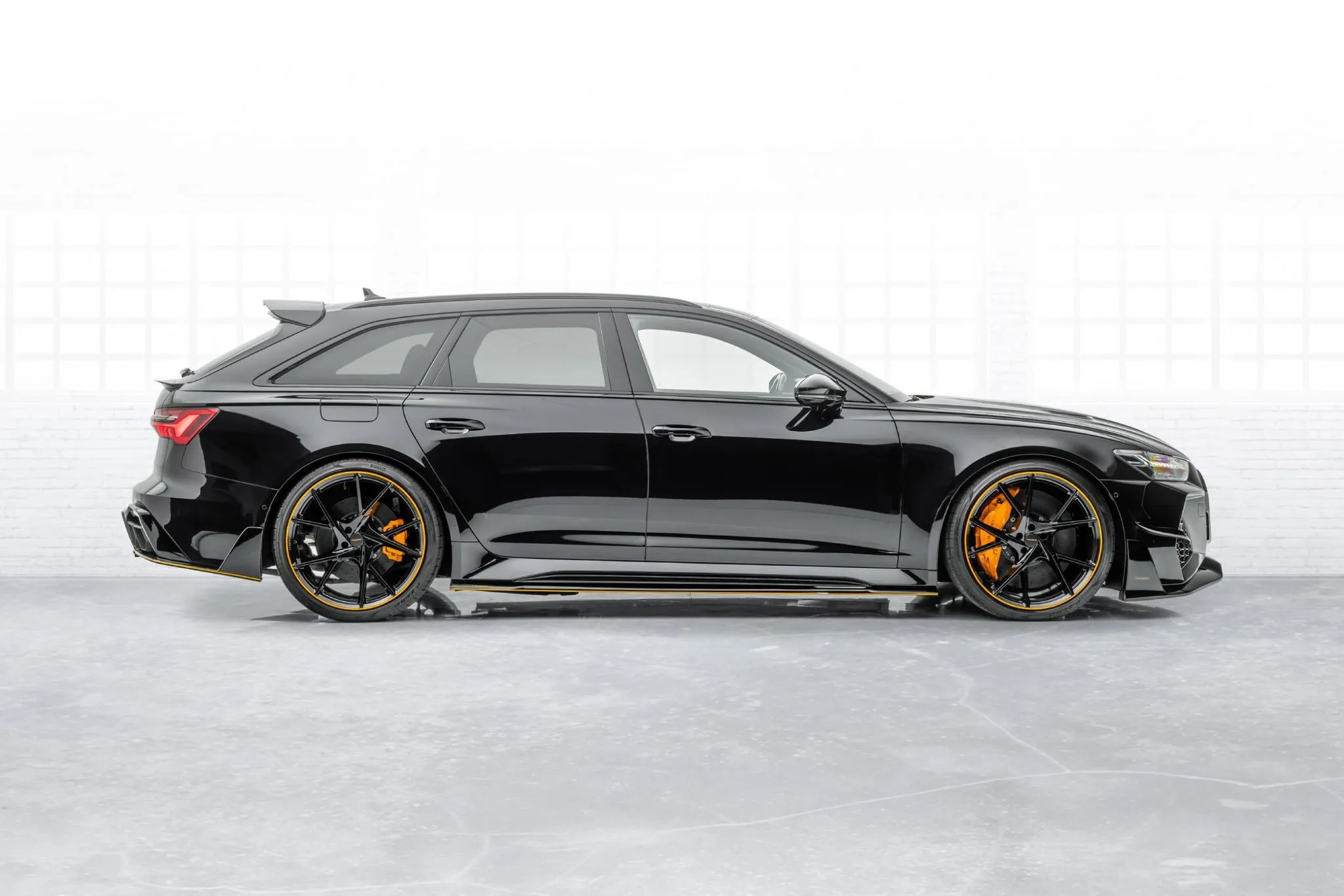 Mansory body kit for AUDI RS6 Avant new model