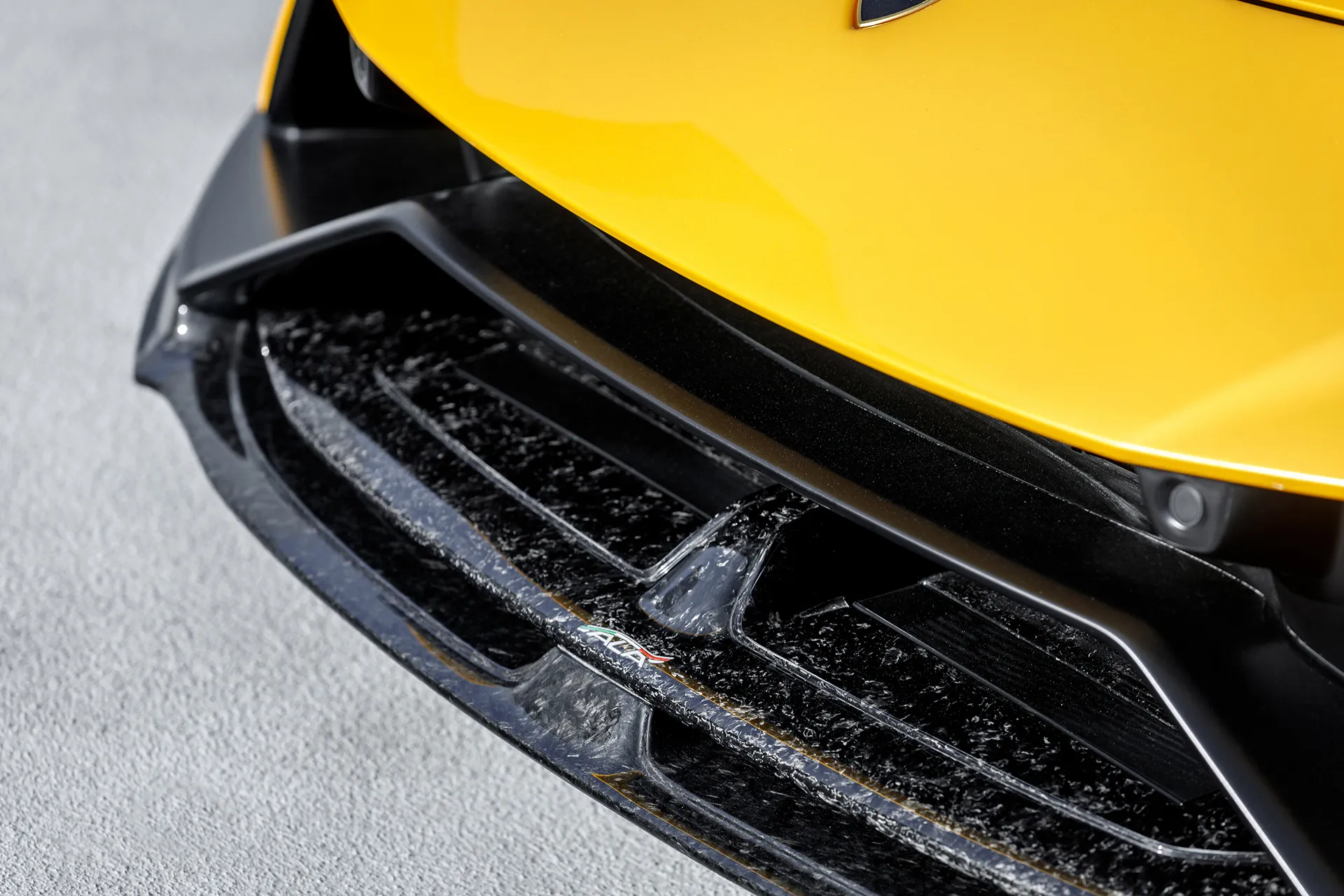 Vorsteiner Nero body kit for Lamborghini Huracan Vincenzo new style