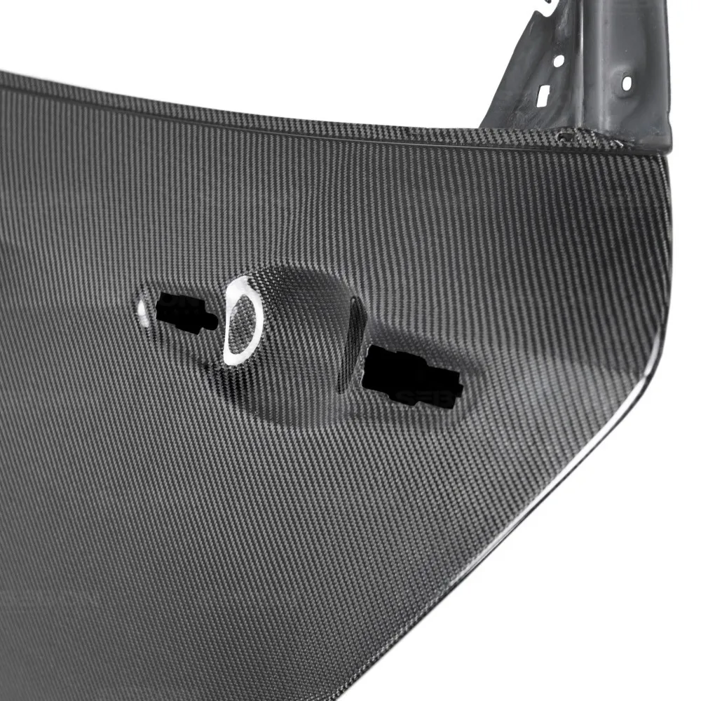 SEIBON CARBON FIBER DOOR FOR  HONDA CIVIC HATCHBACK - REAR new style