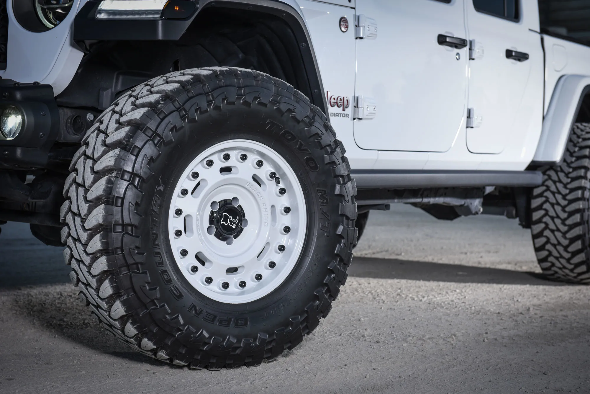 Black Rhino Axle light alloy wheels