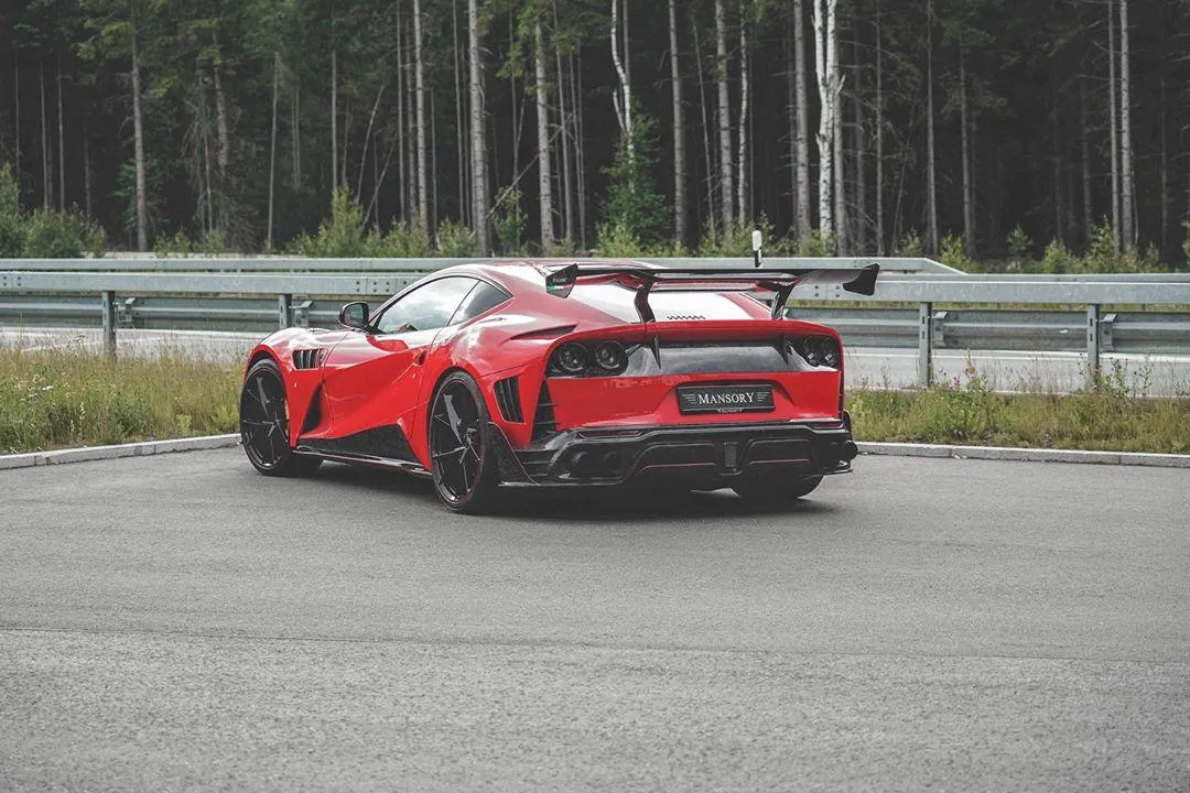 Mansory body kit for Ferrari 812 Superfast new style