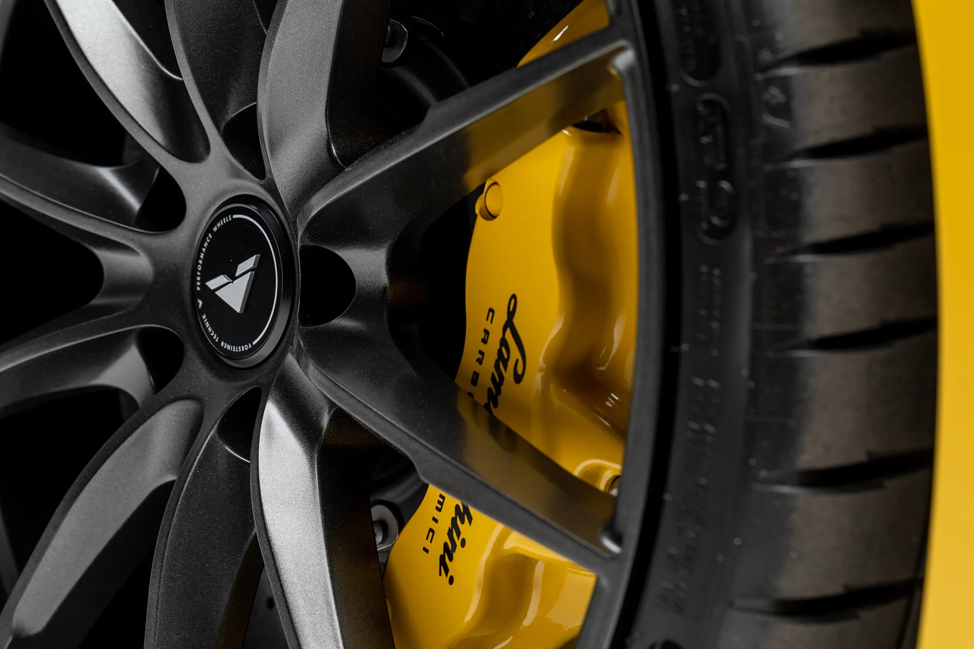 Vorsteiner Nero body kit for Lamborghini Huracan Vincenzo carbon fiber