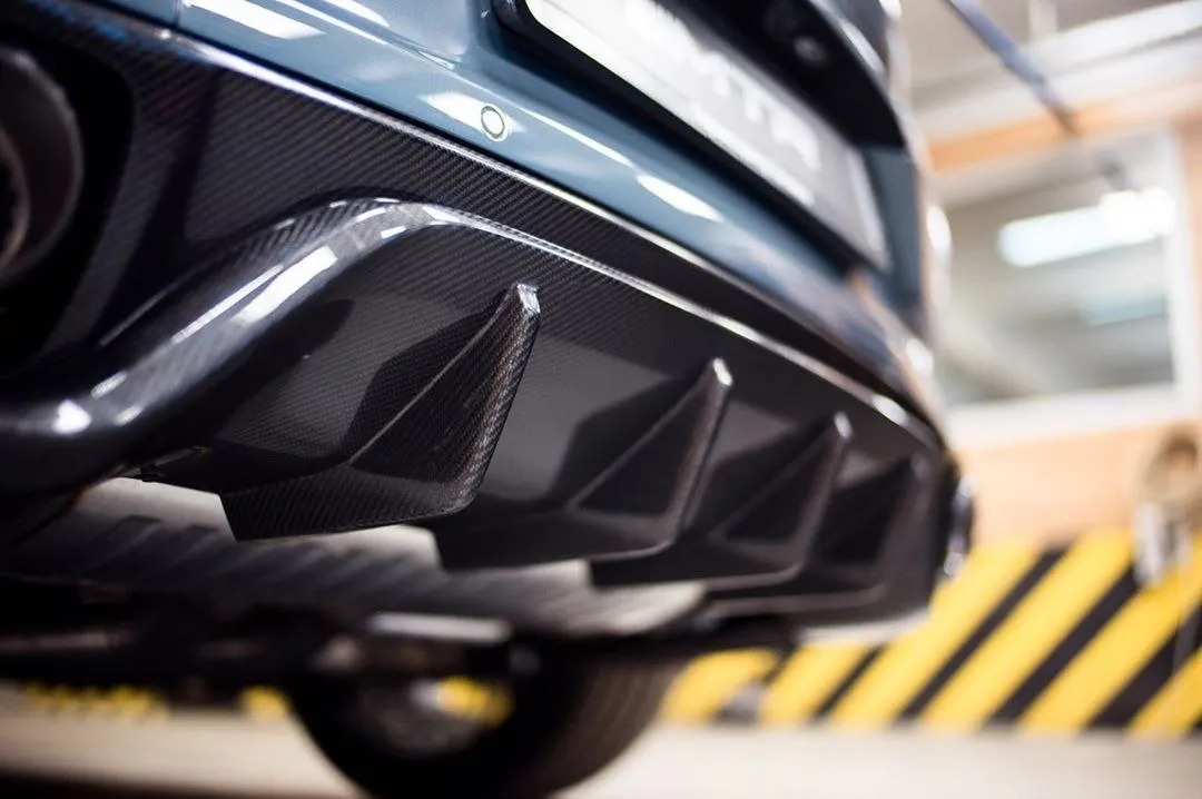 Check price and buy MTR Design Wide Body Carbon Fiber kit for Porsche Cayenne Coupe
