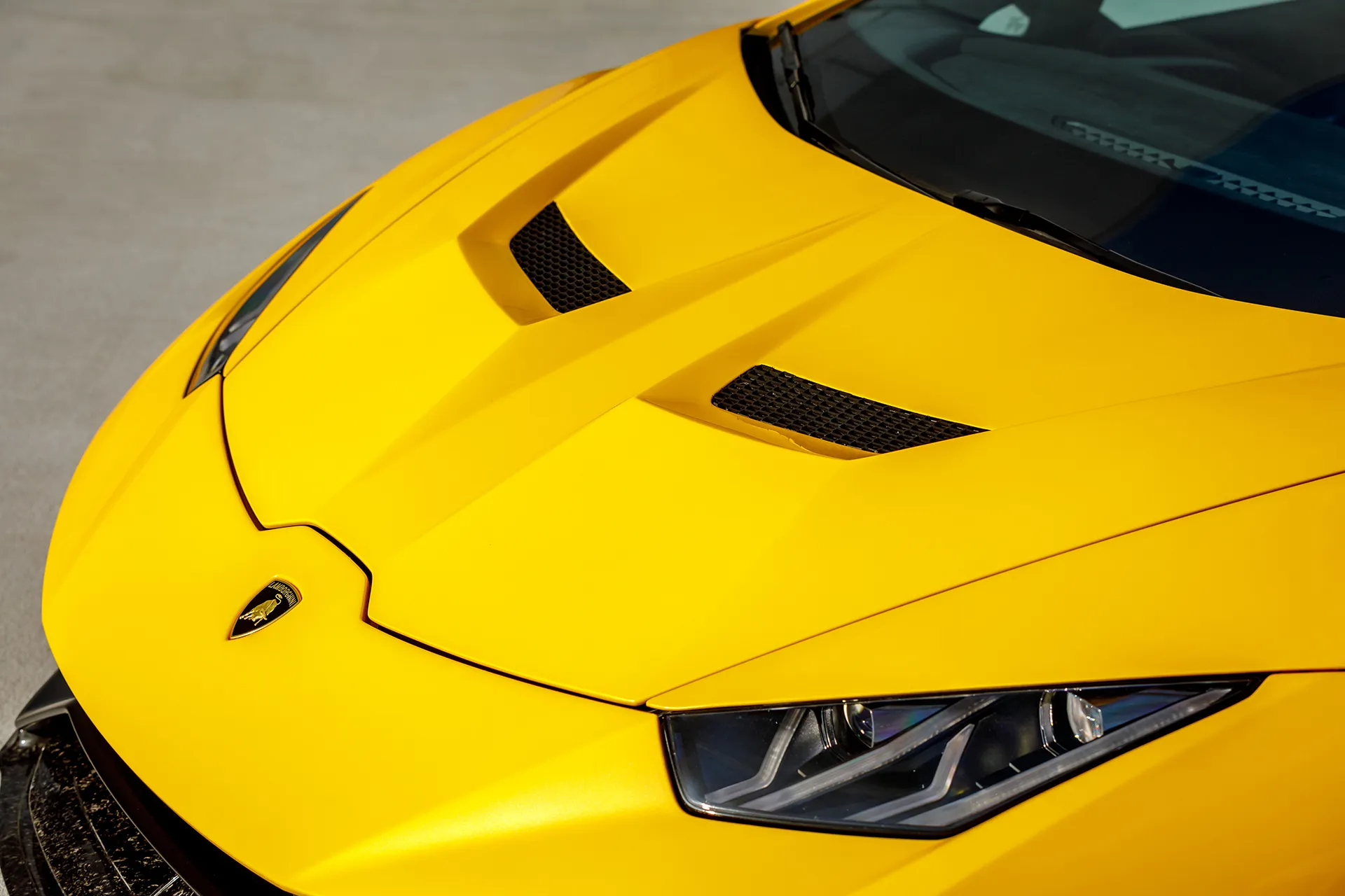 Vorsteiner Nero body kit for Lamborghini Huracan Vincenzo carbon fiber