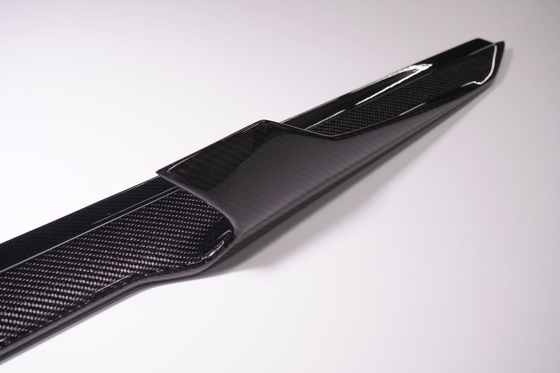 Hodoor Performance Сarbon fiber side skirts for BMW 8