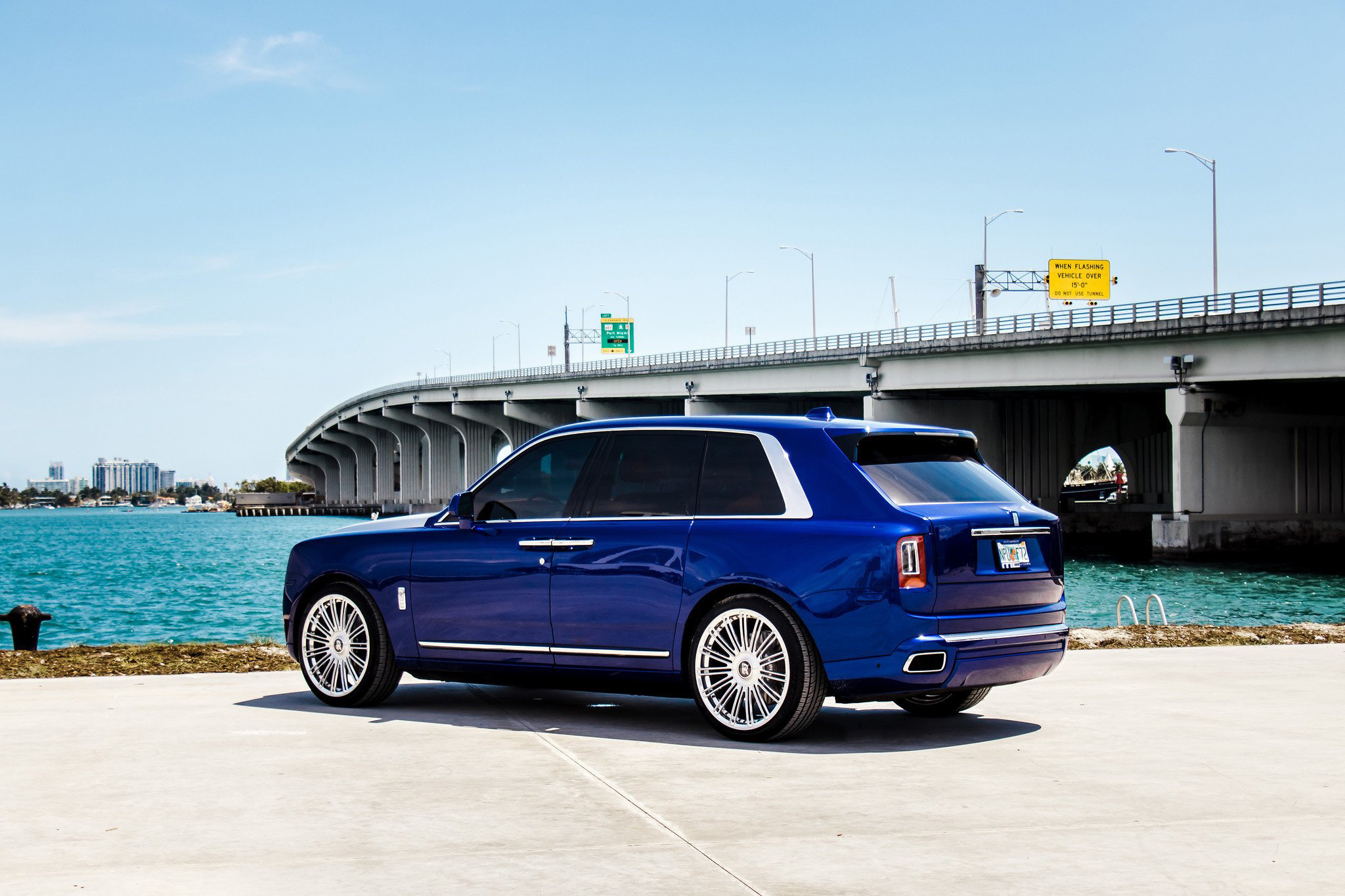 ROLLS ROYCE CULLINAN   VELOS CRS15 1 PC FORGED WHEELS