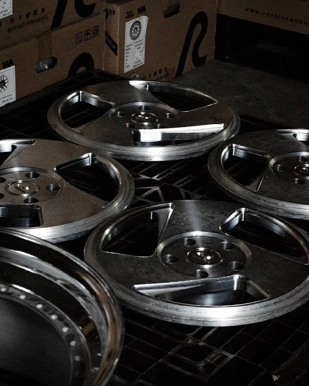 Revolve forged wheels SUBJECT No. 56