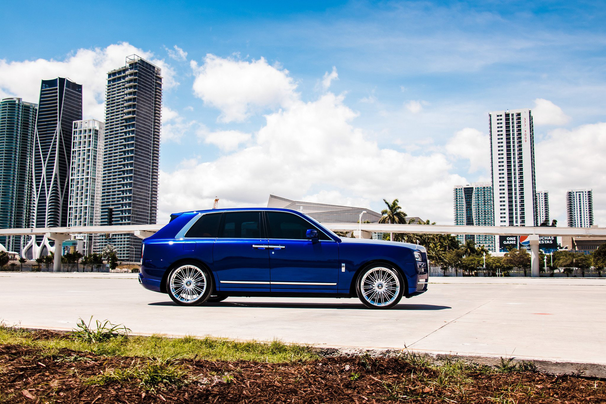 ROLLS ROYCE CULLINAN  24″ VELOS CRS15 1 PC FORGED WHEELS