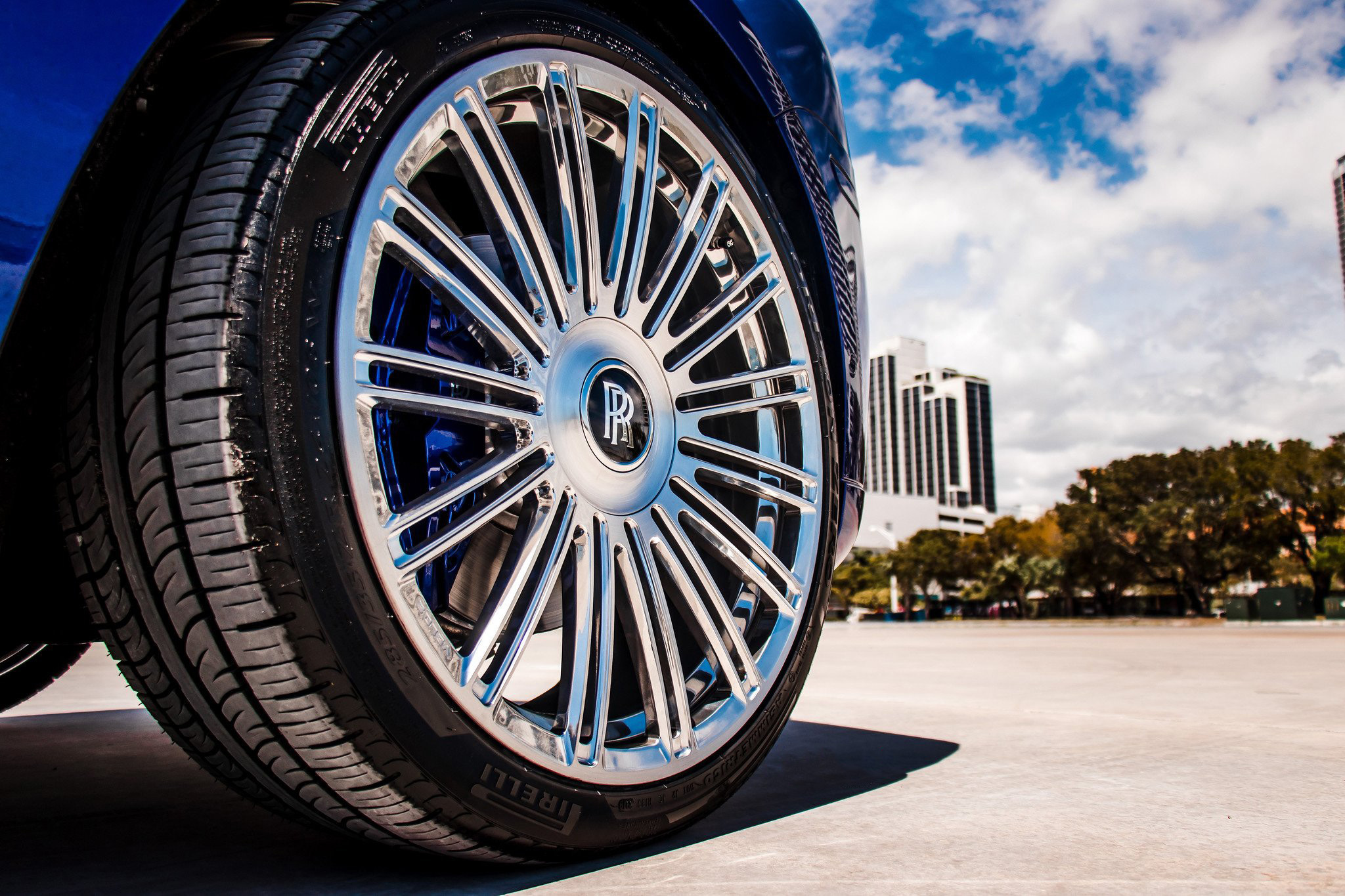 ROLLS ROYCE CULLINAN  24″ VELOS CRS15 1 PC FORGED WHEELS