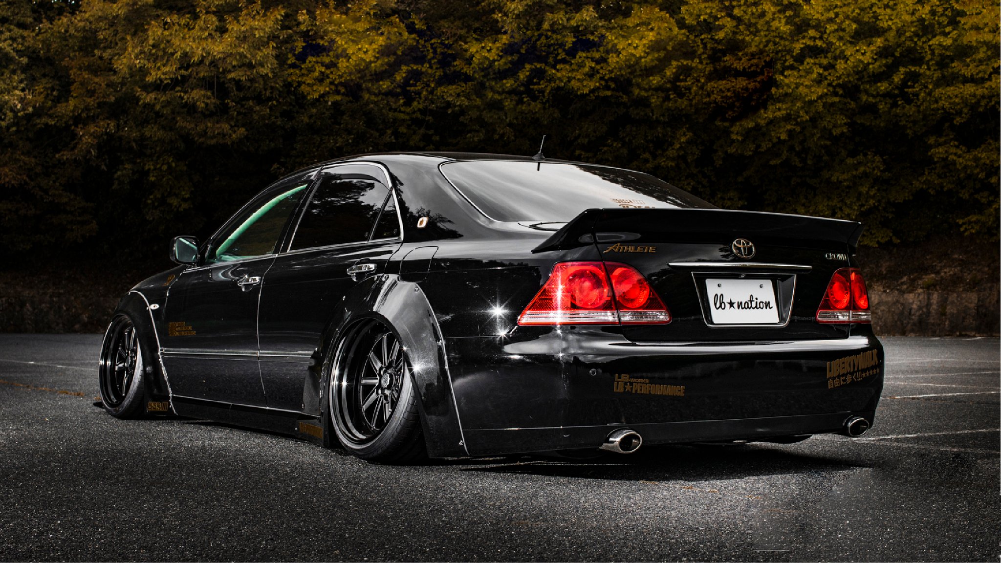 Liberty Walk nation body kit for Toyota Crown new style