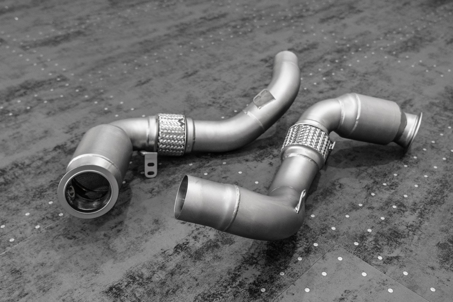 TNEER Exhaust Systems for BMW x M F06 M6