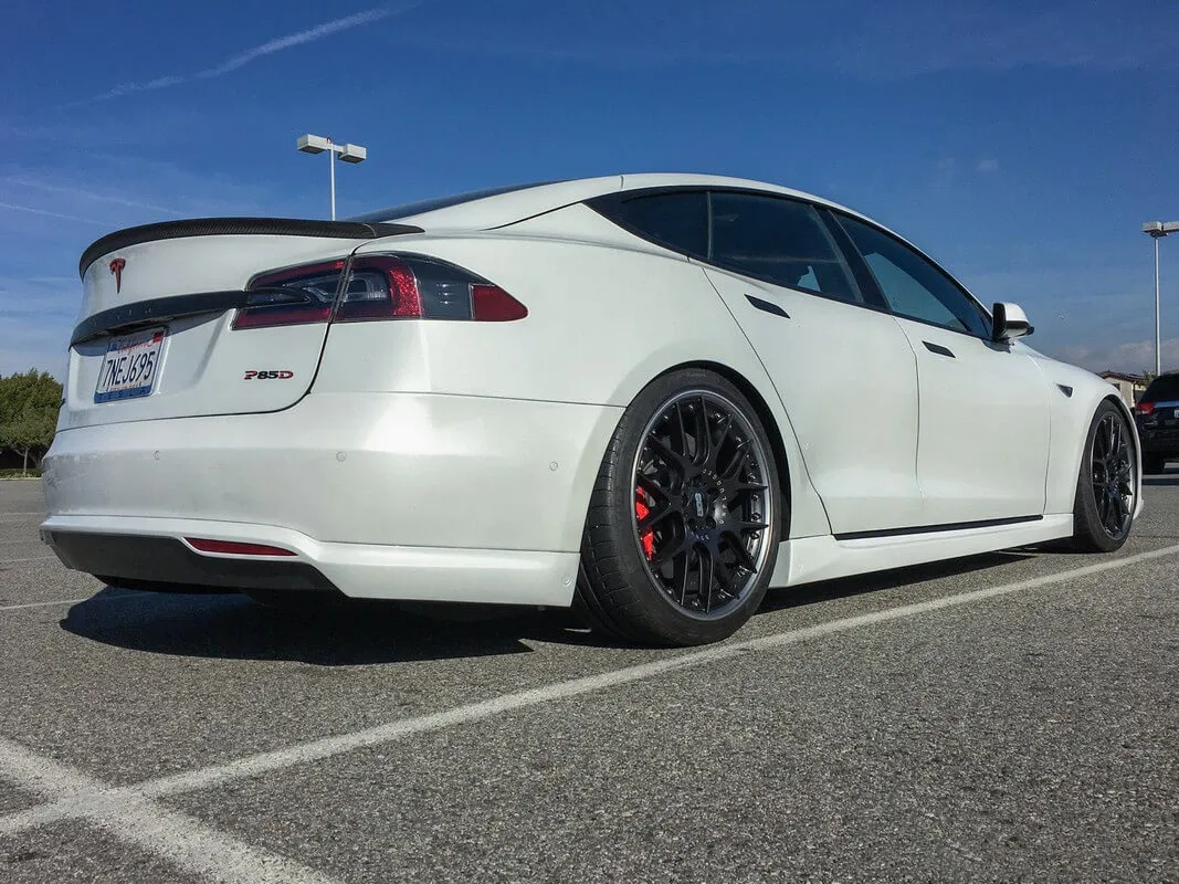Unplugged Performance Side Skirt Set for Tesla Model S carbon fiber