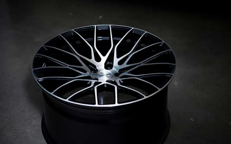 images-products-1-5087-232969183-PURFL25SILVERBLACK02.jpg