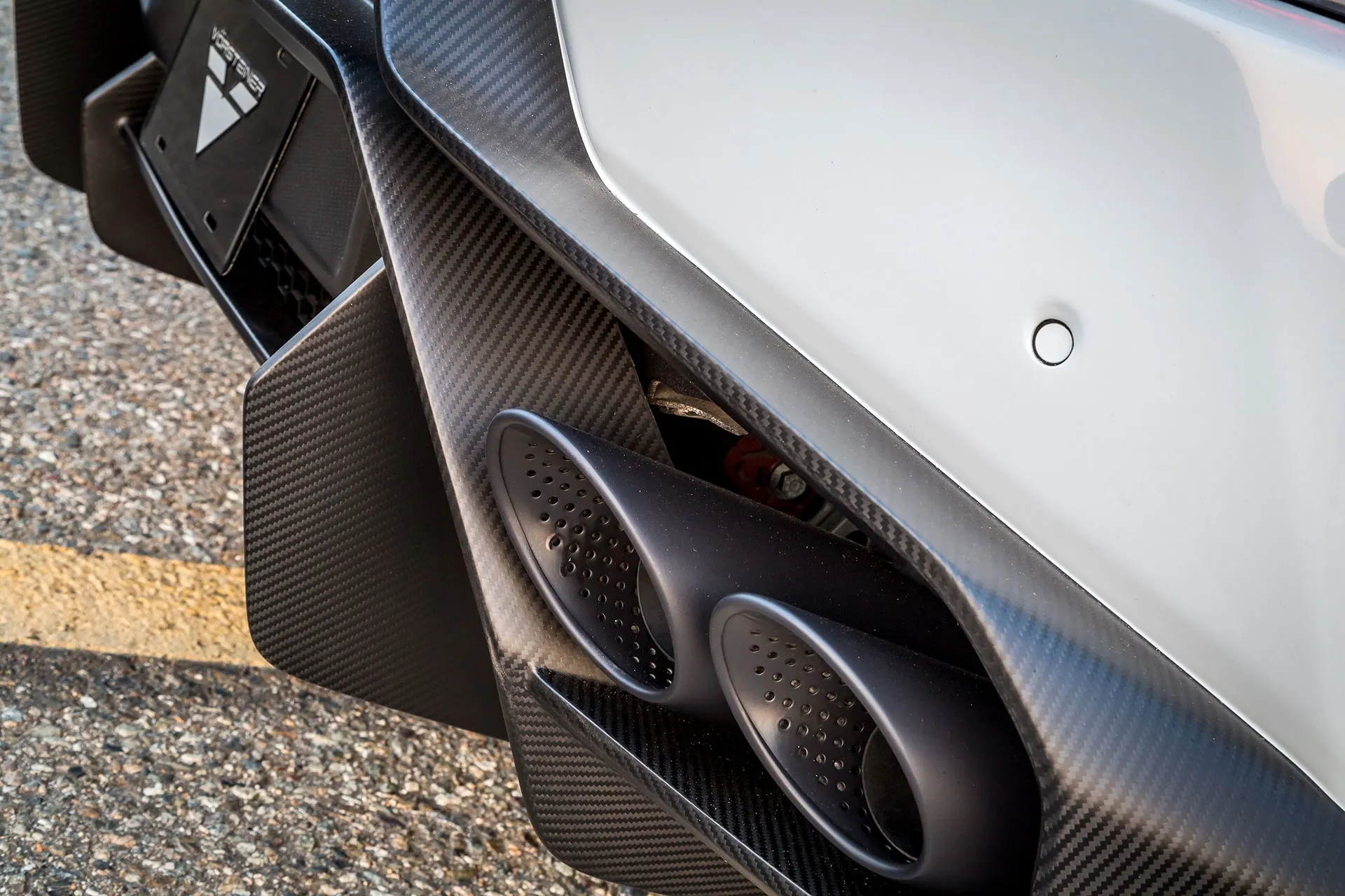 Vorsteiner Nero body kit for Lamborghini Huracan Novara