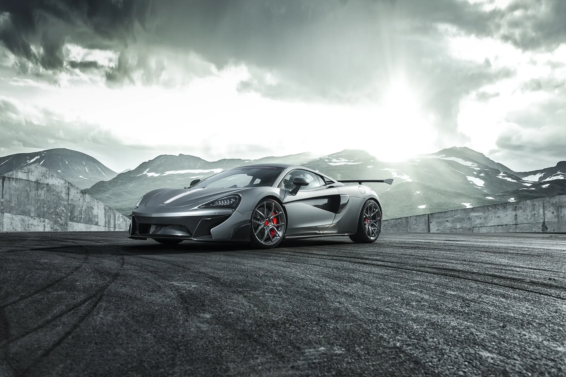 Vorsteiner Nero body kit for McLaren 570S latest model