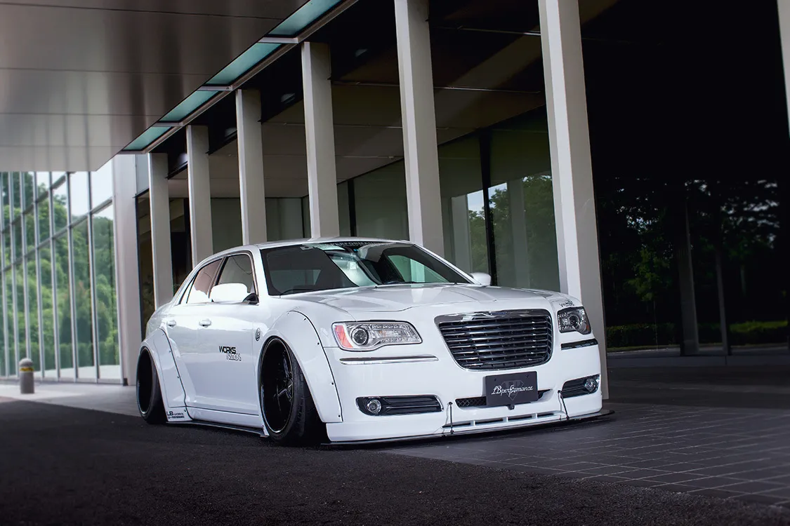 Liberty Walk Works body kit for Chrysler 300 polyurethan