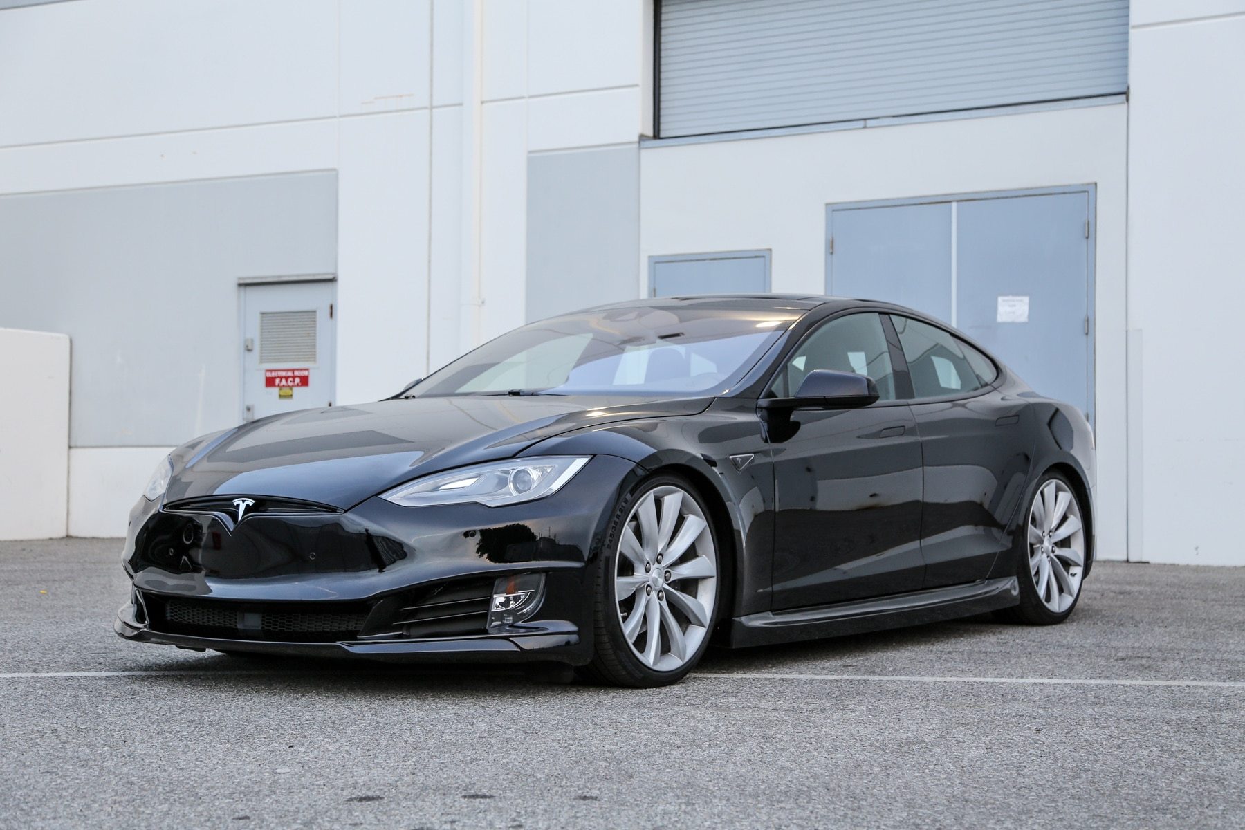 Unplugged Performance Complete Refresh Package for Tesla Model S new style