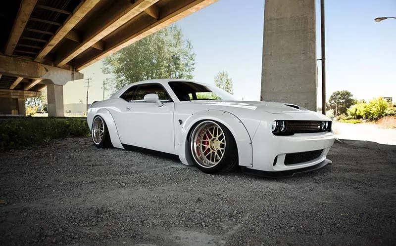 images-products-1-5161-232969257-dodgechallengerhellcatpurlg01006.jpg