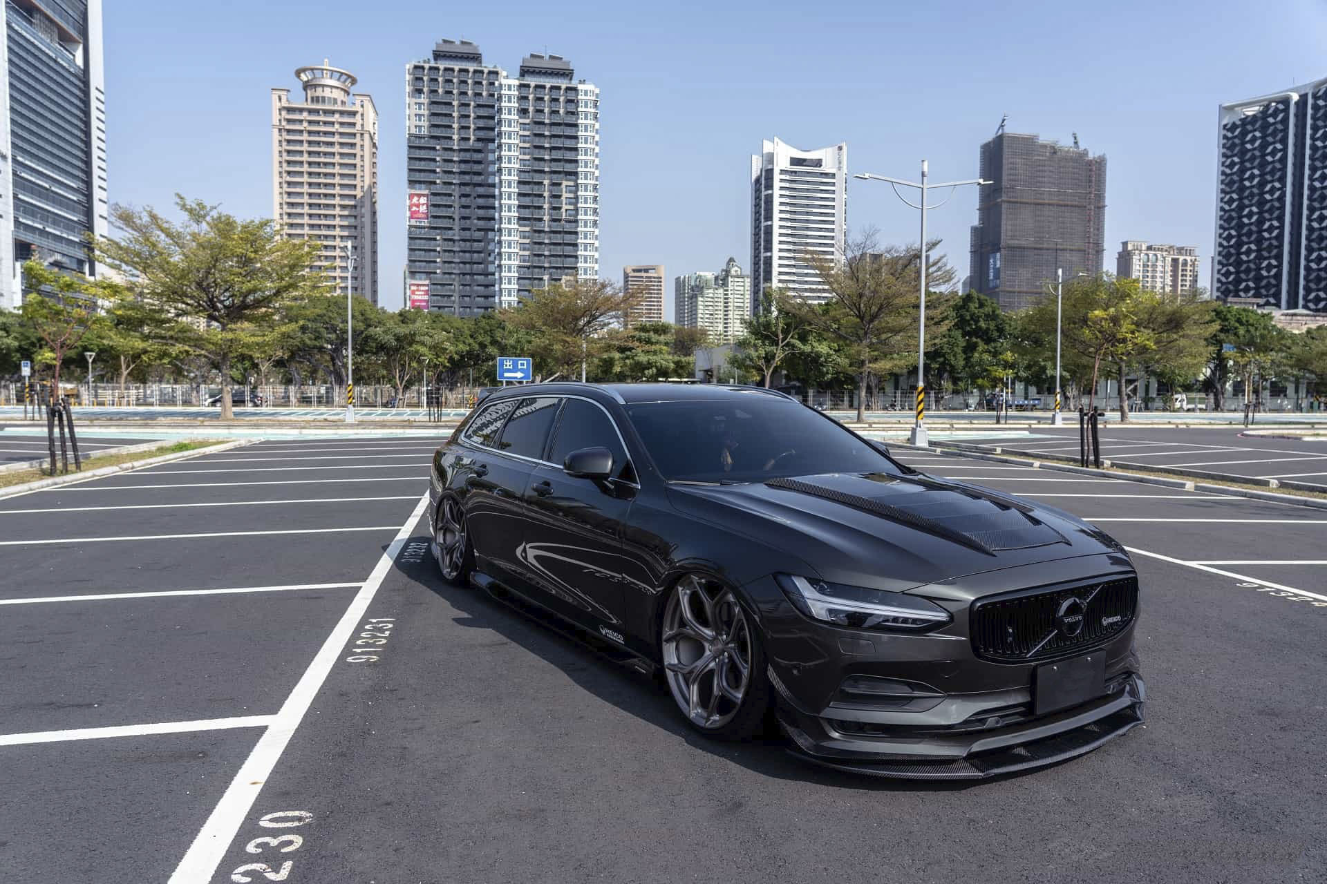 Heico Sportiv Body Kit for Volvo V90