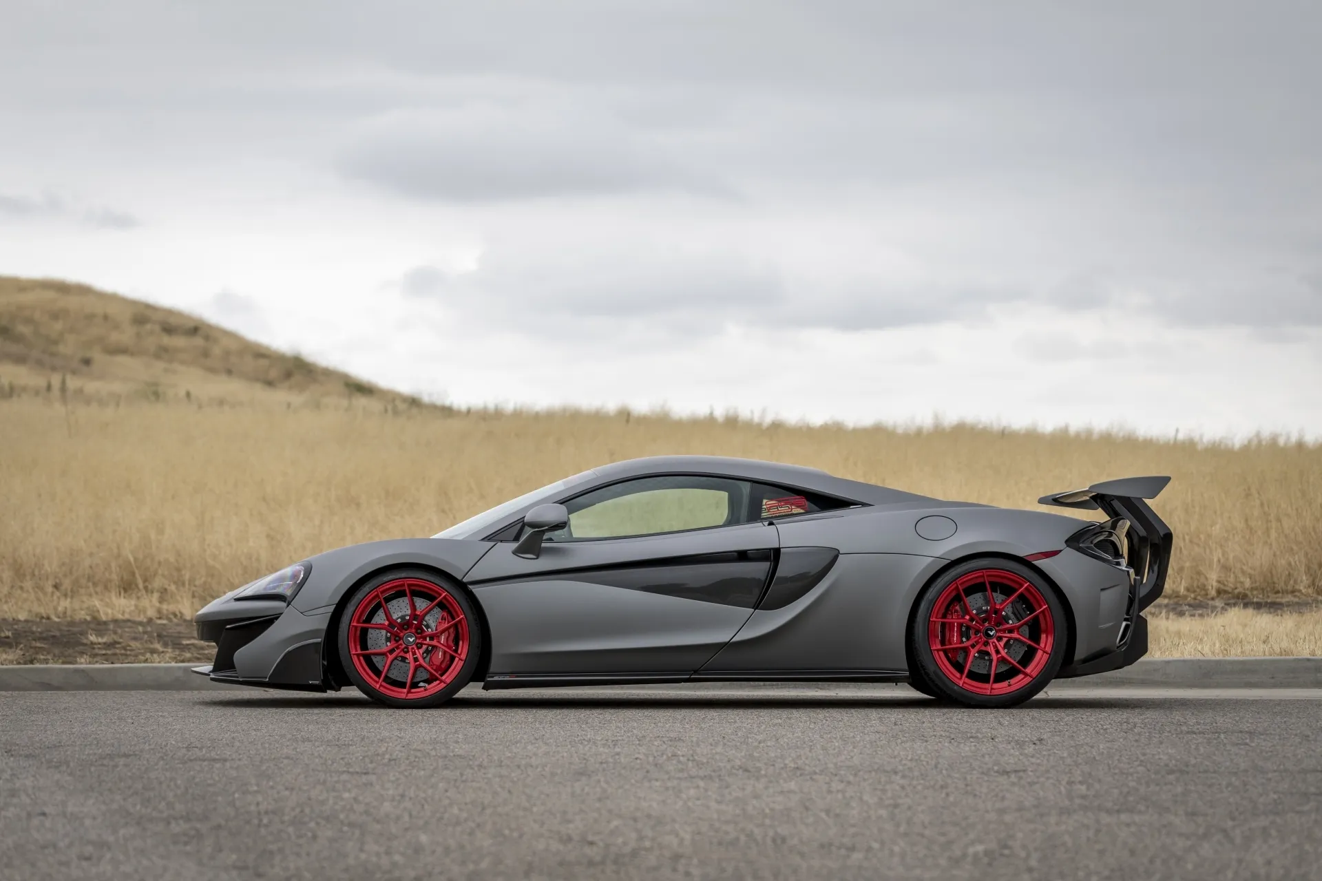 Vorsteiner Nero body kit for McLaren 570S new style