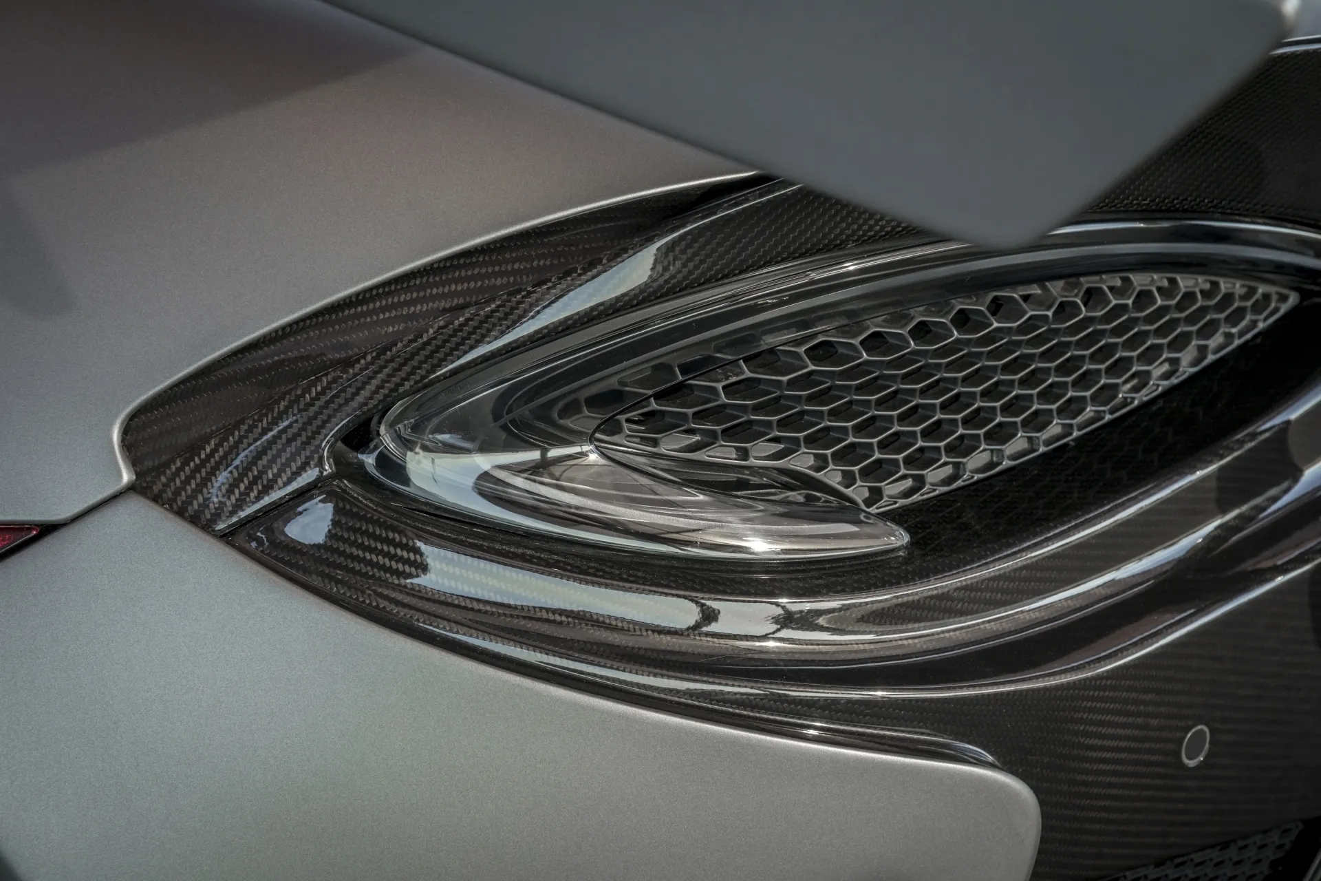 Vorsteiner Nero body kit for McLaren 570S new model