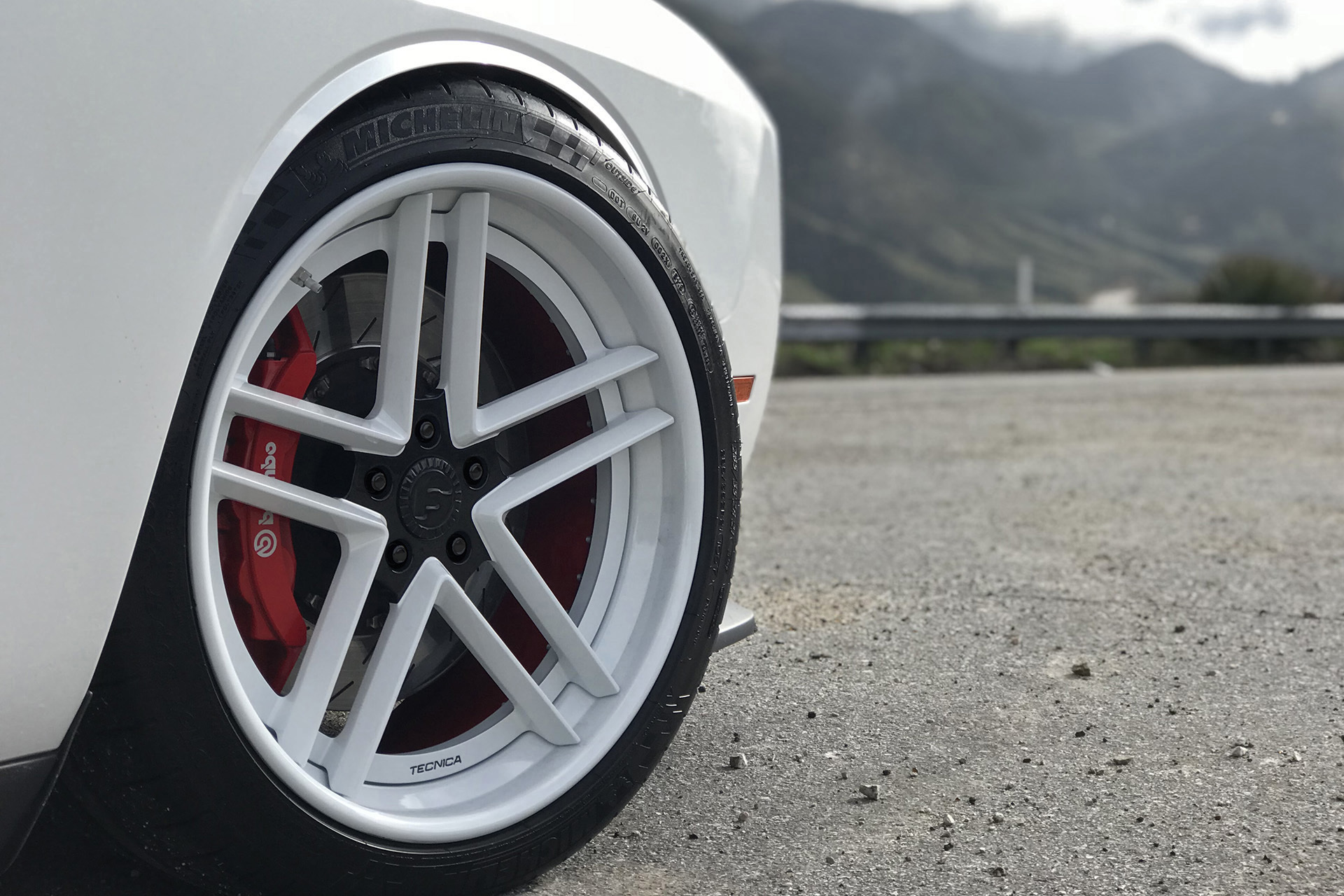 DODGE CHALLENGER FORGIATO TEC 3.7 FORGED WHEELS