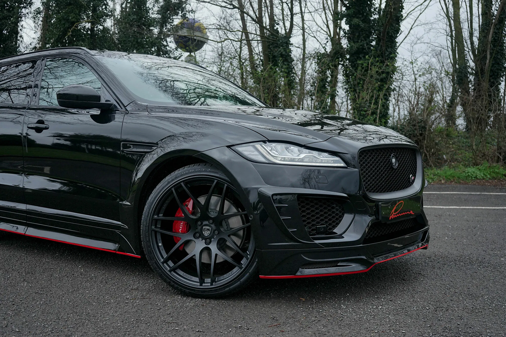 Check our price and buy Lumma CLR F body kit for Jaguar F-Pace SVR