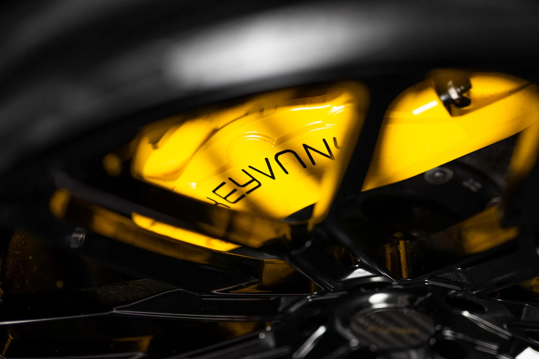 Check price and buy Keyvany Carbon Fiber Body kit set for Lamborghini Urus