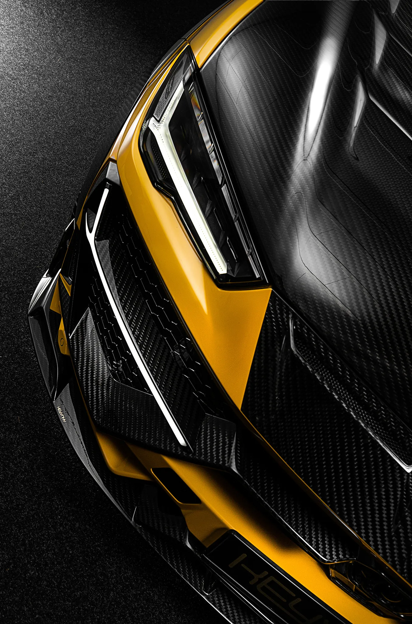 Check price and buy Keyvany Carbon Fiber Body kit set for Lamborghini Urus