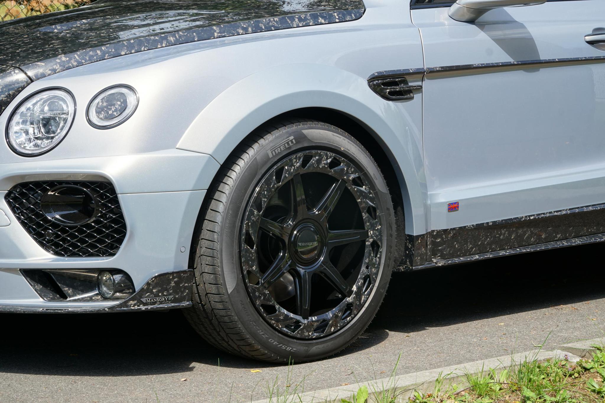 Mansory body kit for Bentley Bentayga new style