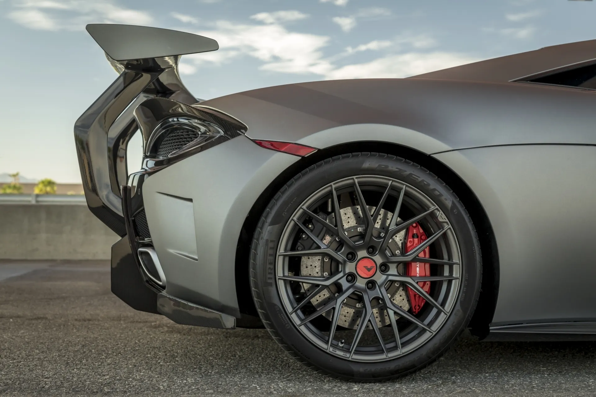Vorsteiner Nero body kit for McLaren 570S carbon fiber