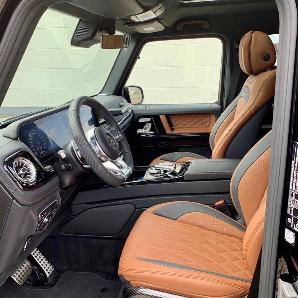MBS AUTOMOTIVE SEPARATE SEATS MERCEDES G63