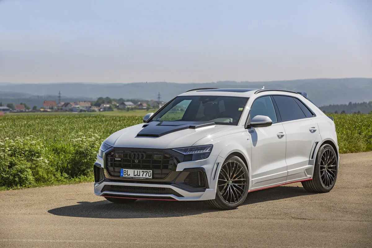 Check our price and buy Lumma CLR 8S body kit for Audi Q8
