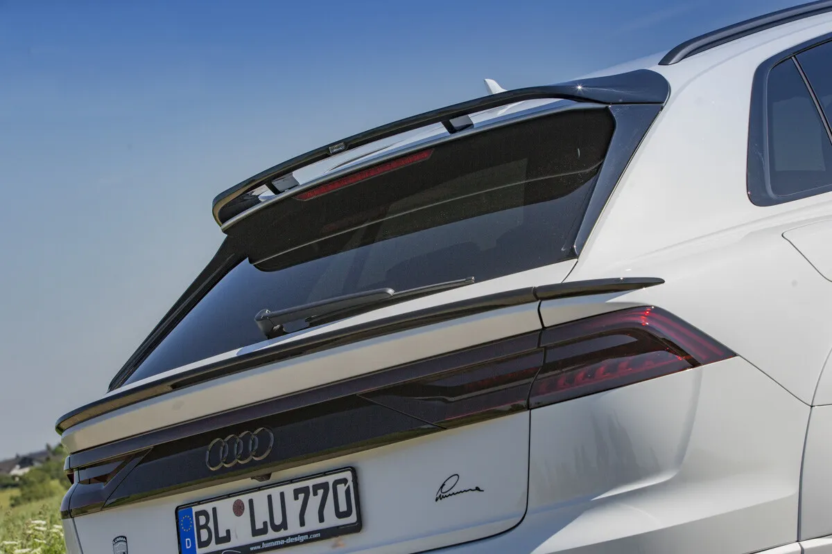 Check our price and buy Lumma CLR 8S body kit for Audi Q8