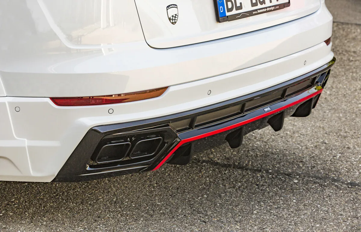 Check our price and buy Lumma CLR 8S body kit for Audi Q8