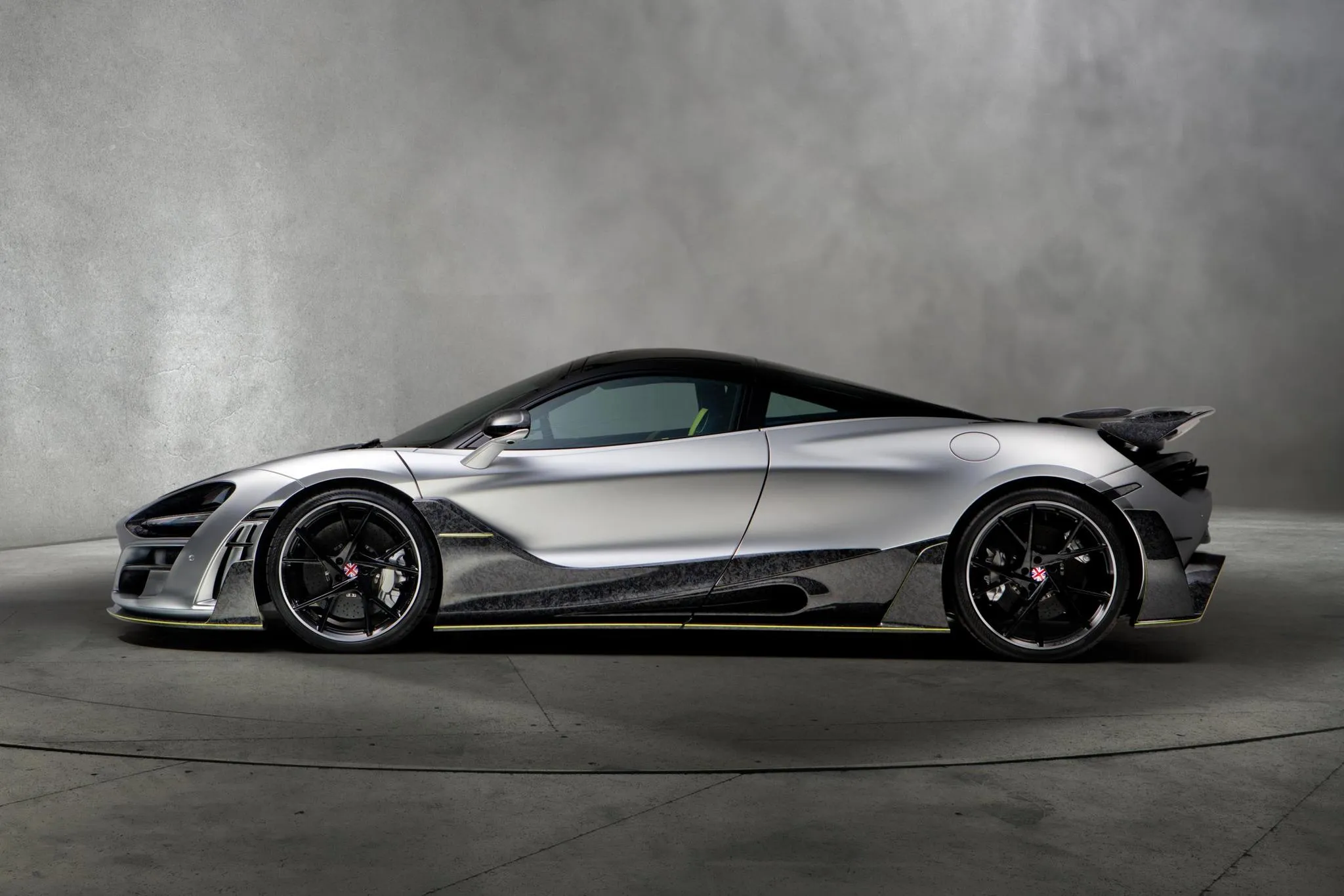 Mansory body kit for McLaren 720S carbon