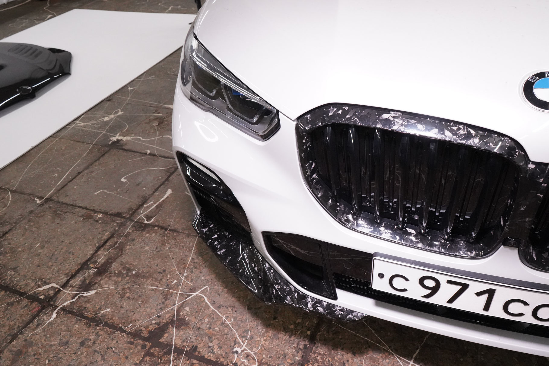 Hodoor Performance Carbon fiber fangs BMW X5 G05