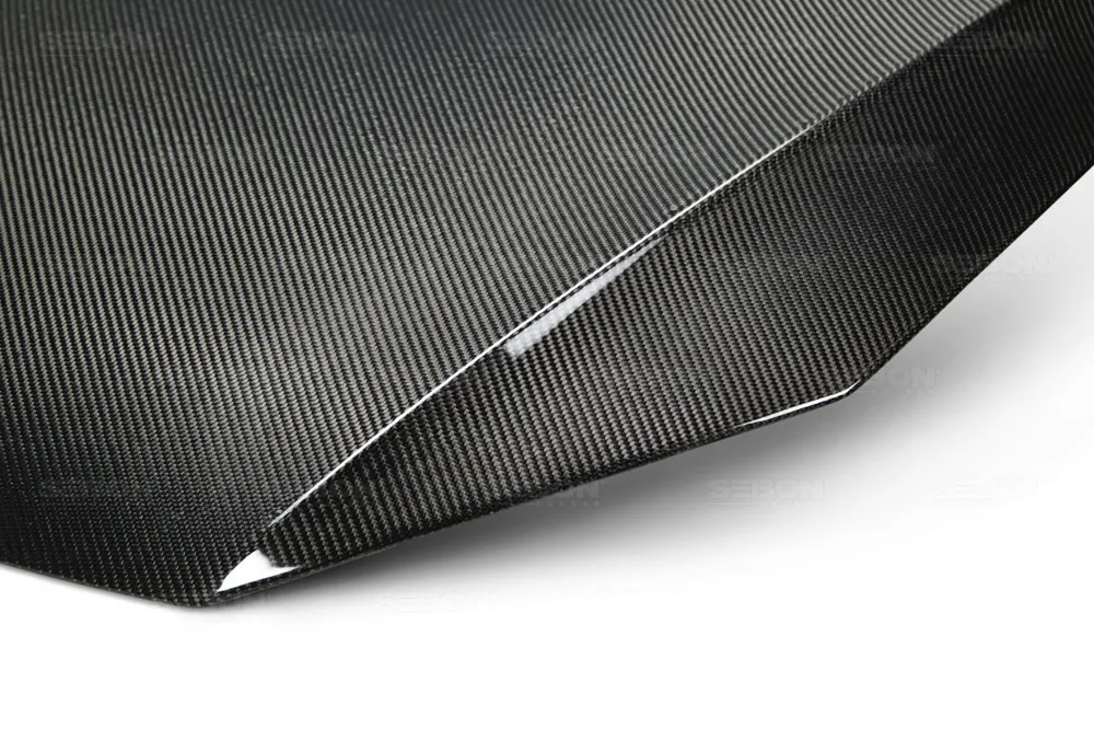 SEIBON OEM-STYLE CARBON FIBER HOOD FOR  VOLKSWAGEN GOLF / GTI / R latest model