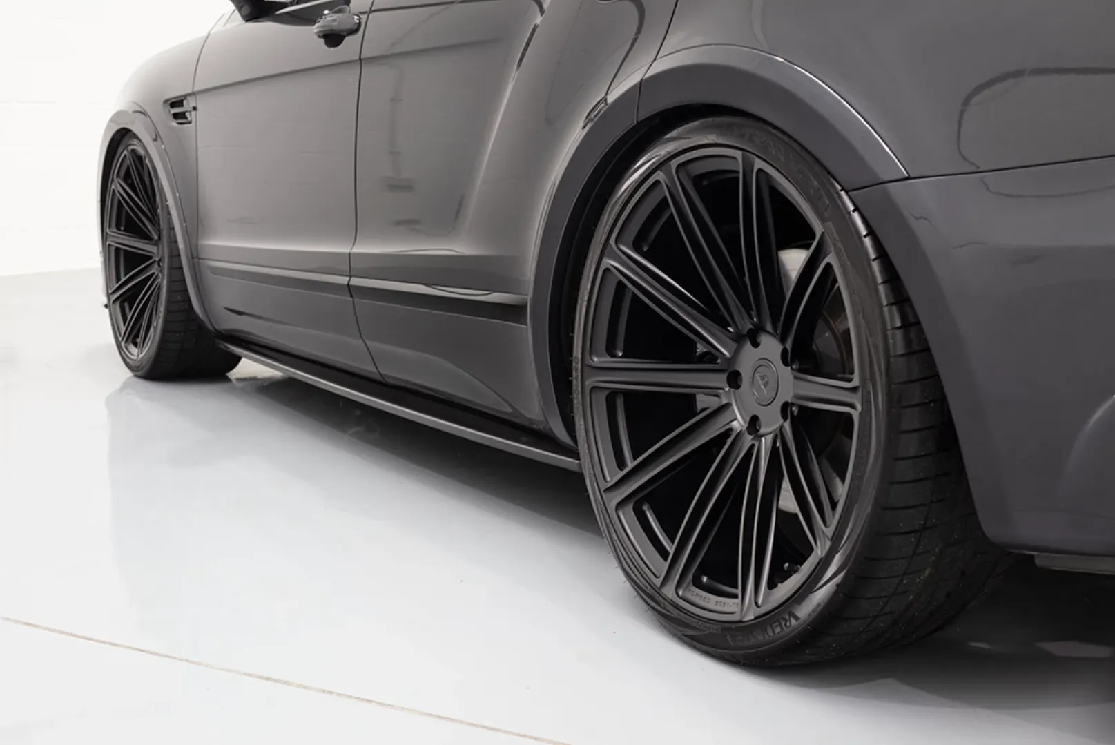 Urban  body kit for Bentley Bentayga new style