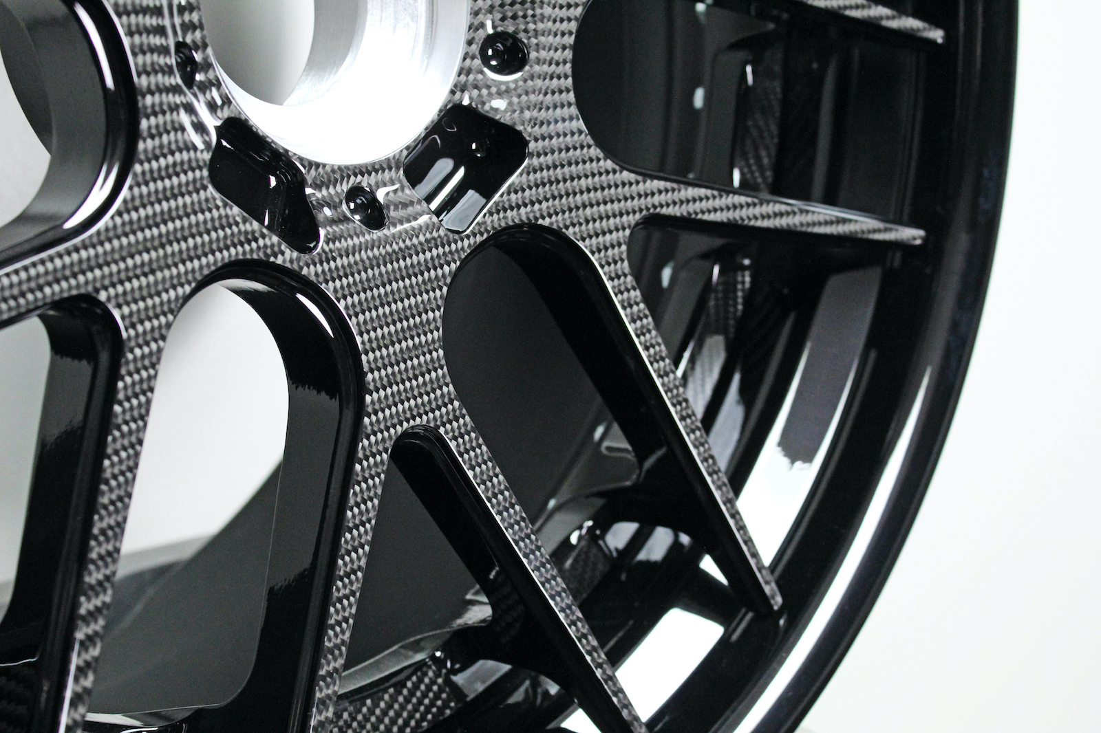 Strasse SM7 DEEP CONCAVE FS 3 Piece Forged Wheels