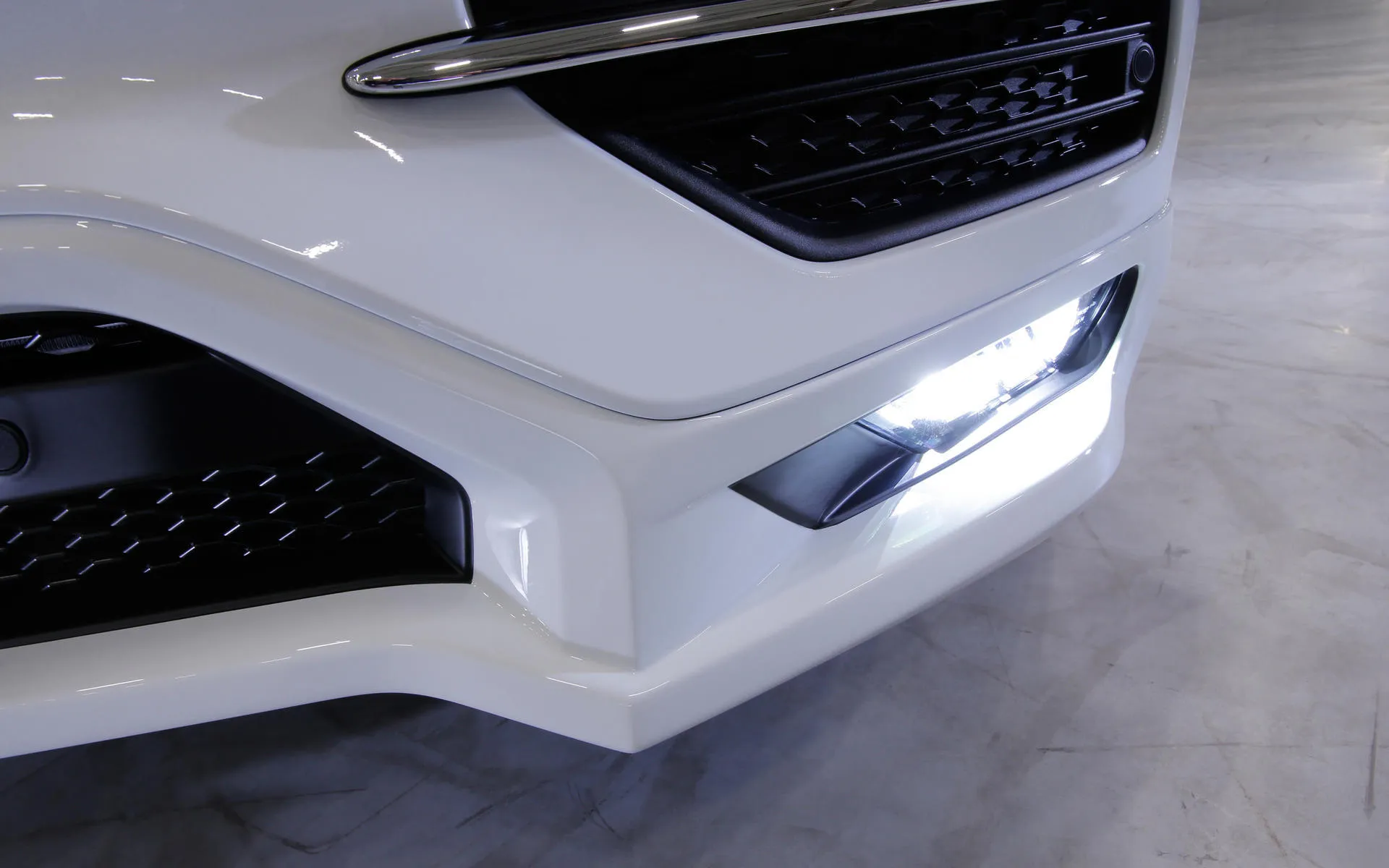 Check our price and buy Heico Sportiv Body Kit for Volvo XC90