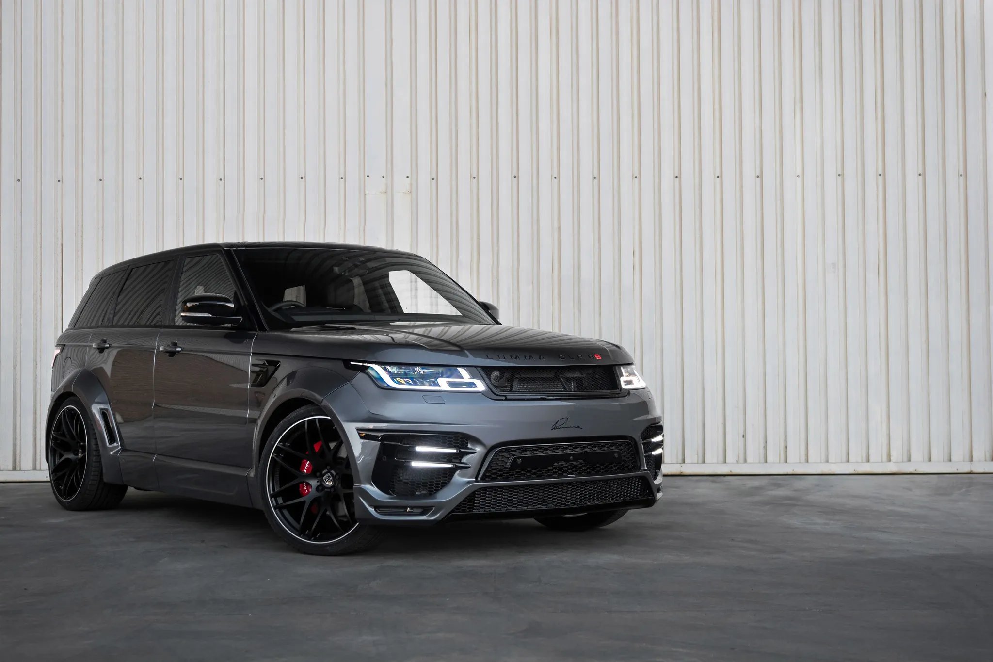 Check our price and buy Lumma CLR RS 2018 body kit for Land Rover Range Rover Sport