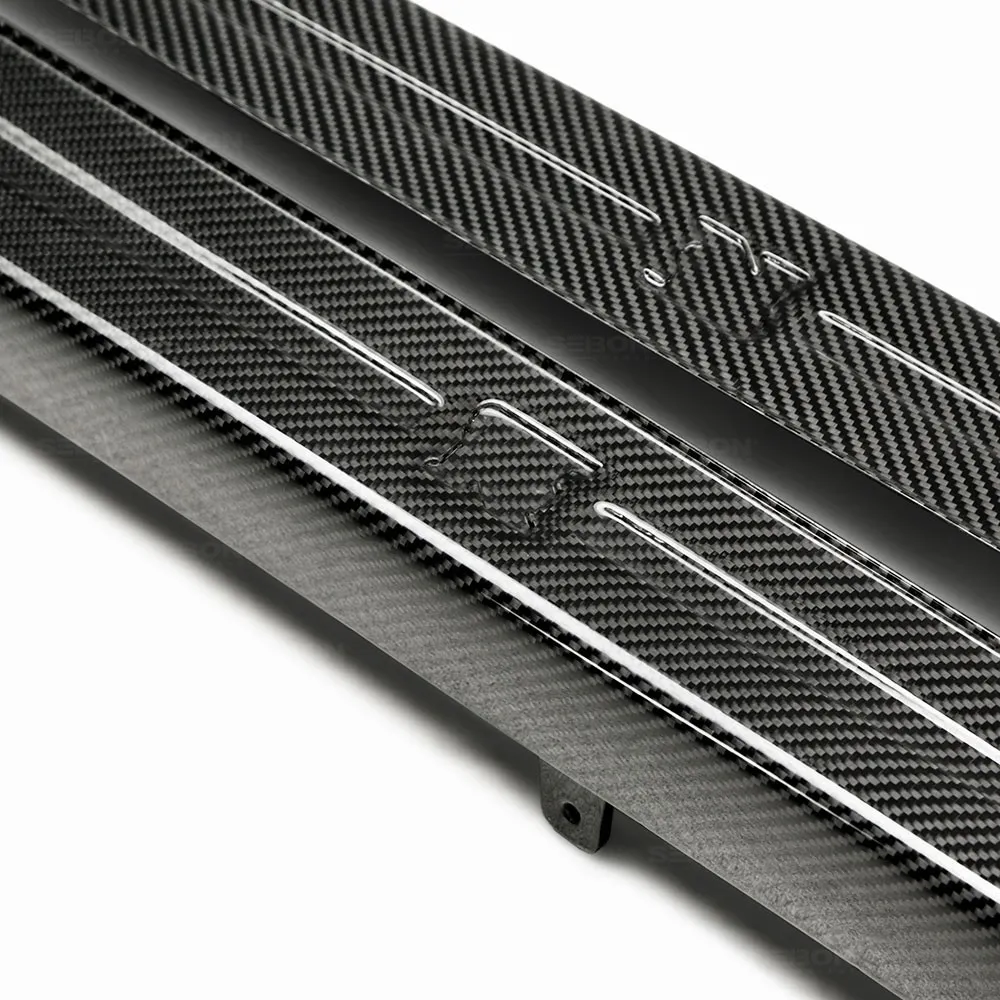 SEIBON CARBON FIBER DOOR SILLS PLATE FOR  NISSAN GT-R new style