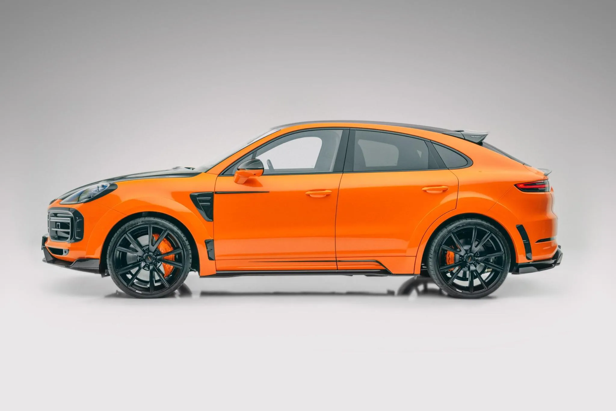 Mansory body kit for Porsche Cayenne coupe new model