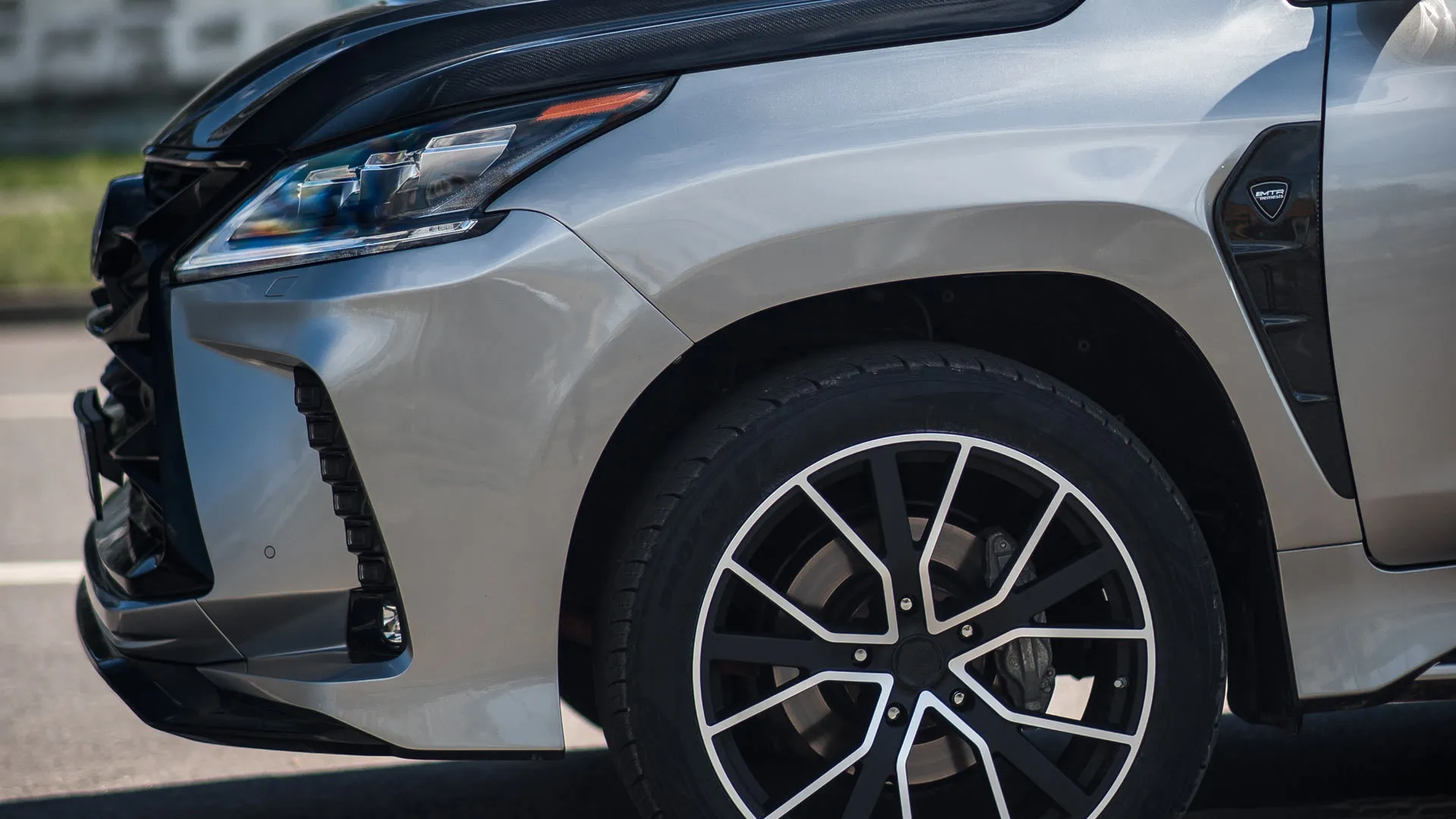 Check our price and buy MTR Design Body Kit for Lexus LX 570/450d