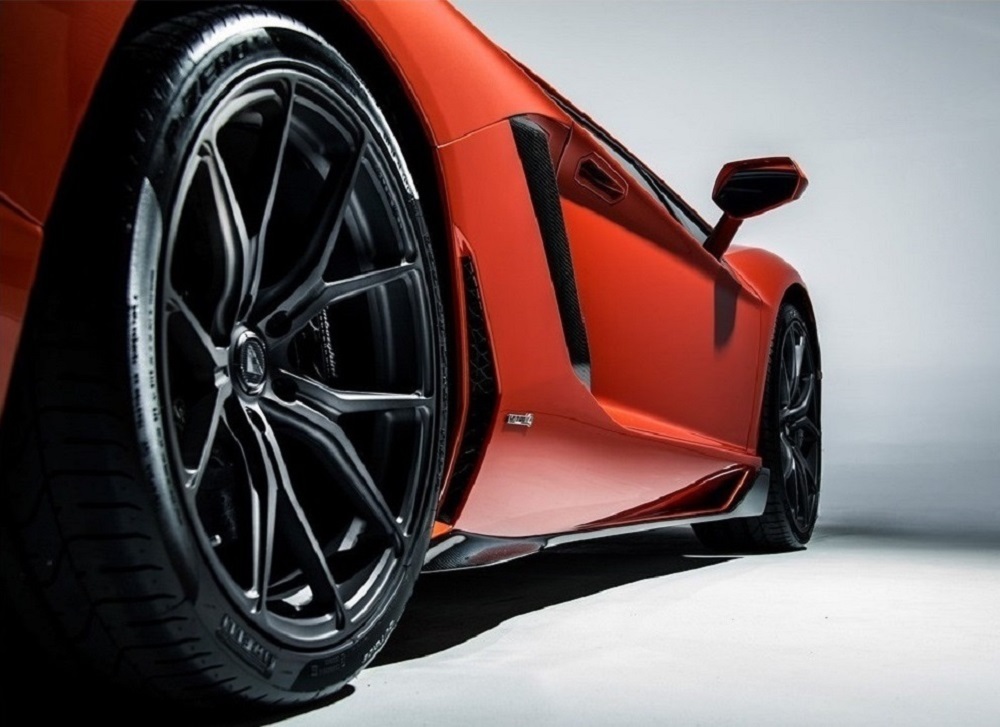 VORSTEINER STYLE CARBON side pads for Lamborghini Aventador new style