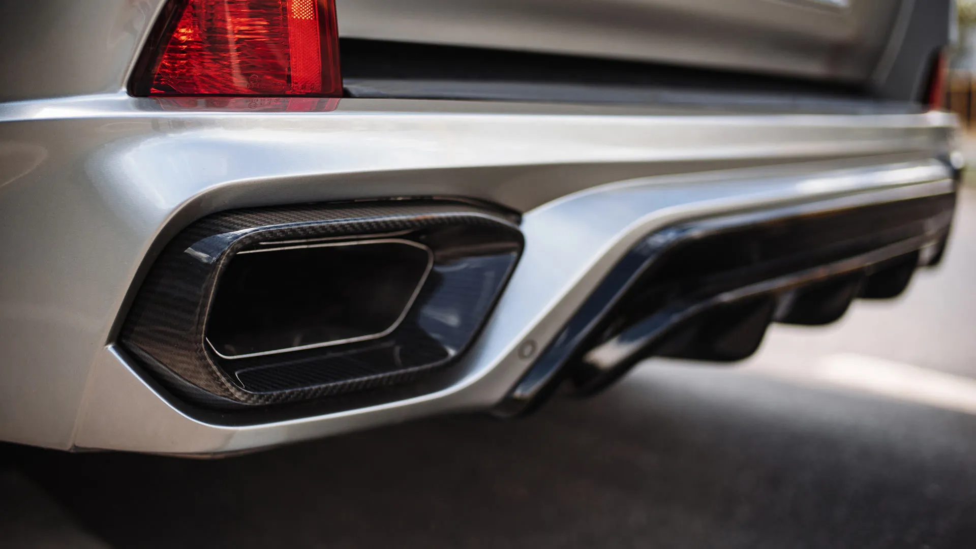 Check our price and buy MTR Design Body Kit for Lexus LX 570/450d