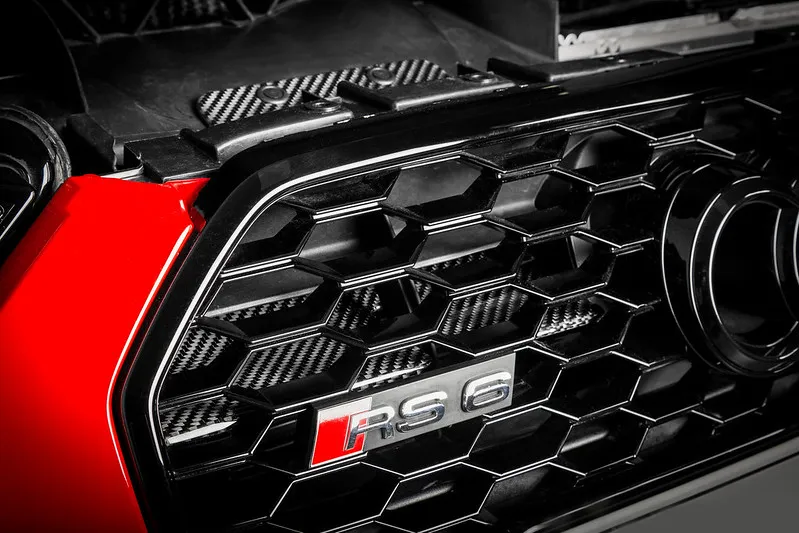 Eventuri Carbon fiber Intake systems for Audi RS6 RS7 C7