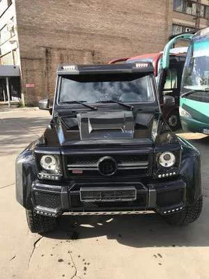 Hodoor Performance Carbon fiber Roof spoiler with diodes for Mercedes G-class